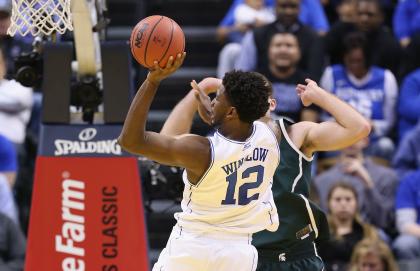 Duke's Justise Winslow shoots the ball against Michigan State. (Getty)