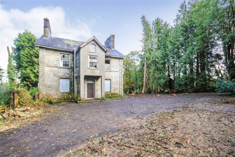 <p>Looking for a house to truly make your own? Well this four-bedroom detached house in Wales is in need of some TLC. Inside, the derelict run-down property requires a complete renovation. Set in around 2.5-acres of land, it's situated in the beautiful Welsh countryside and will only cost you £40,000. </p><p><a href="https://www.zoopla.co.uk/for-sale/details/52993274" rel="nofollow noopener" target="_blank" data-ylk="slk:This property is on the market via John Francis for £40,000.;elm:context_link;itc:0;sec:content-canvas" class="link ">This property is on the market via John Francis for £40,000.</a> </p>