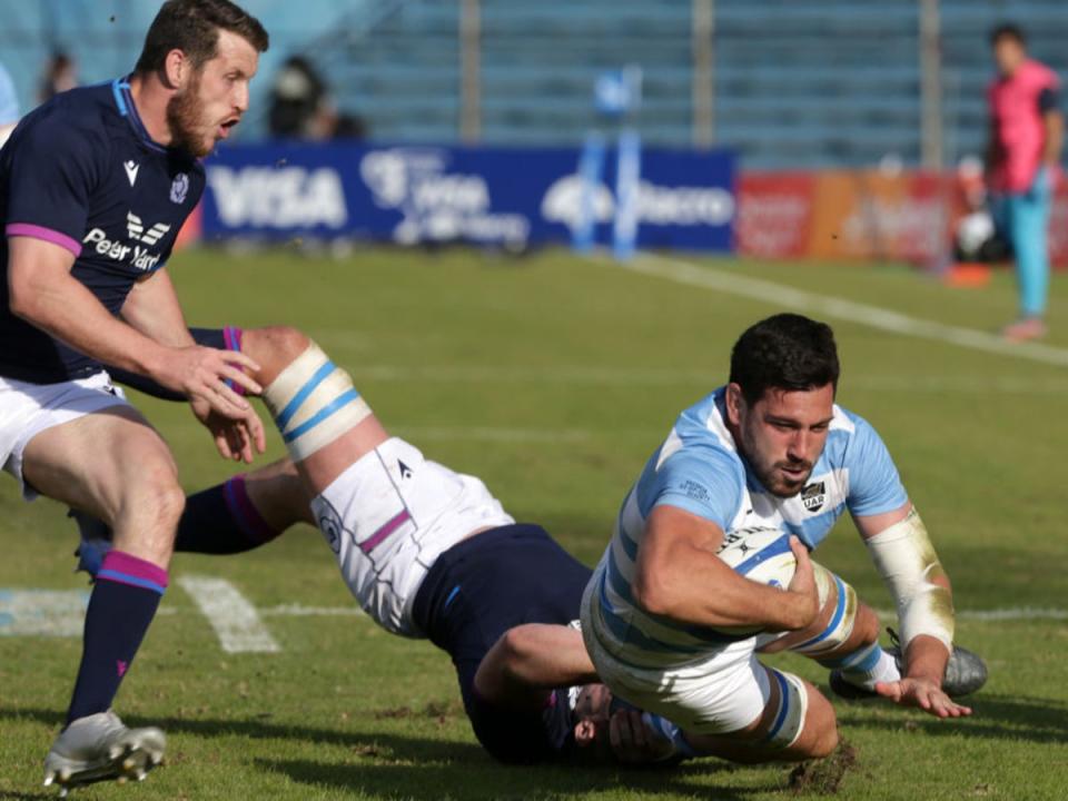 Guido Petti of Argentina is tackled (Getty Images)