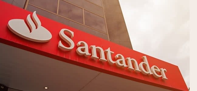 Banco Santander penalizado...pero no por los analistas, mientras niega incumplir las normas sobre sanciones