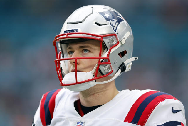 New England Patriots: Mac Jones doesn't need to be the next Tom Brady