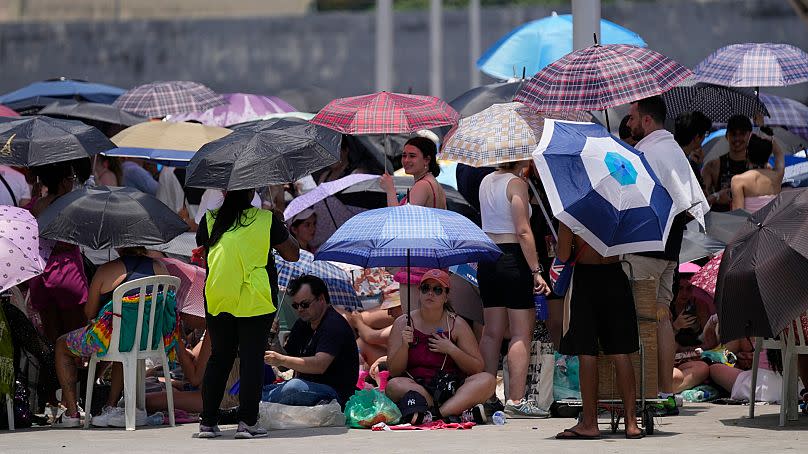 A stifling heat wave was sweeping across southeast Brazil the day of Swift’s concert last November, just before the start of summer in the Southern Hemisphere.