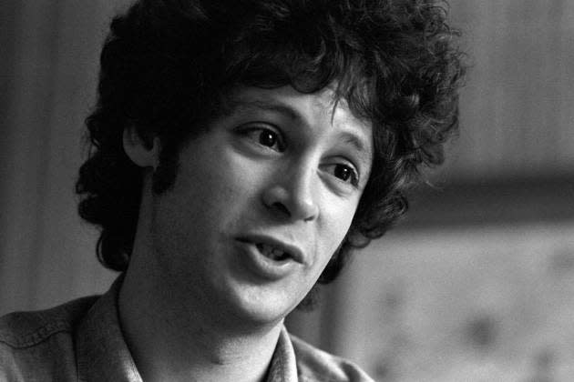 Eric Carmen is interviewed at the Holiday Inn Downtown on Nov. 10, 1975, in Atlanta. - Credit: Tom Hill/WireImage