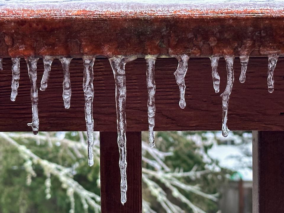 Icicles hang from a railing on Wednesday, Jan. 17, 2024, in Lake Oswego (AP)