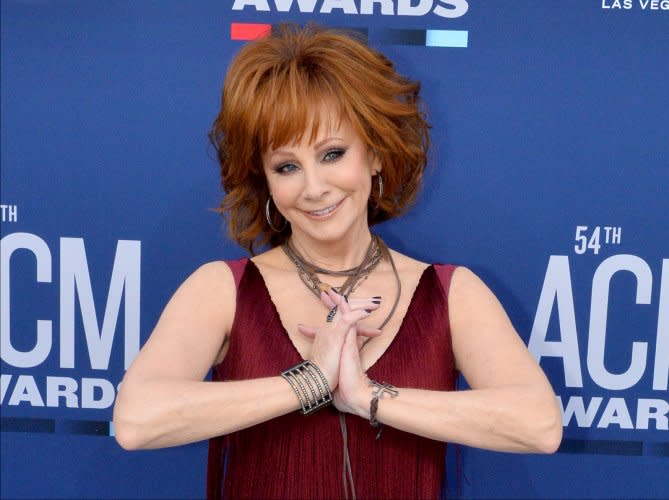 Reba McEntire: Country music, TV, awards