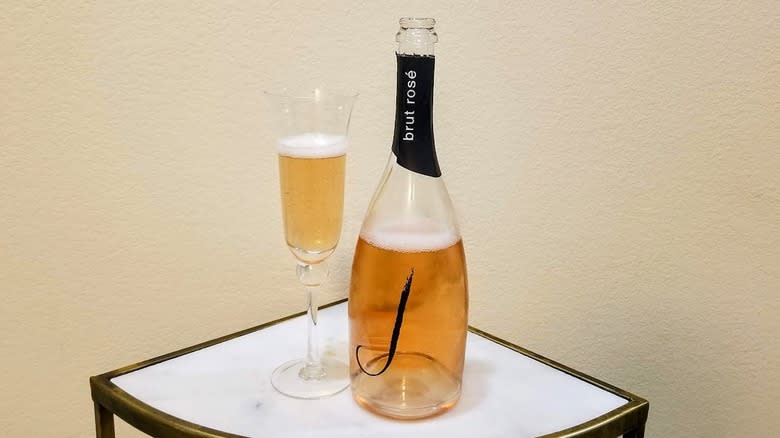 J Brut Rose wine