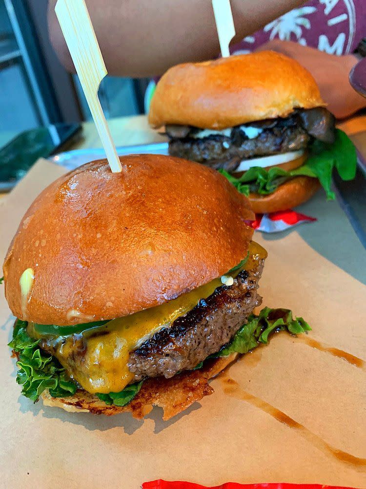 Hopdoddy Burger