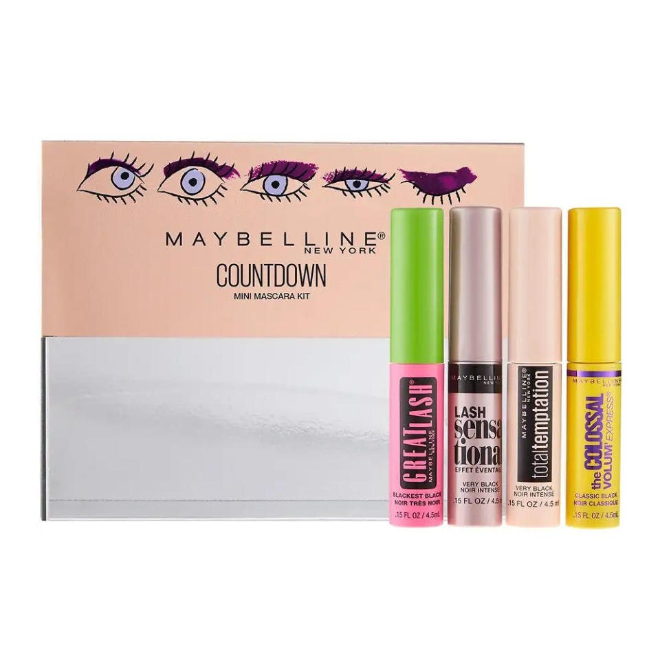 Maybelline Countdown Mini Mascara Holiday Kit (Photo: Walgreens)