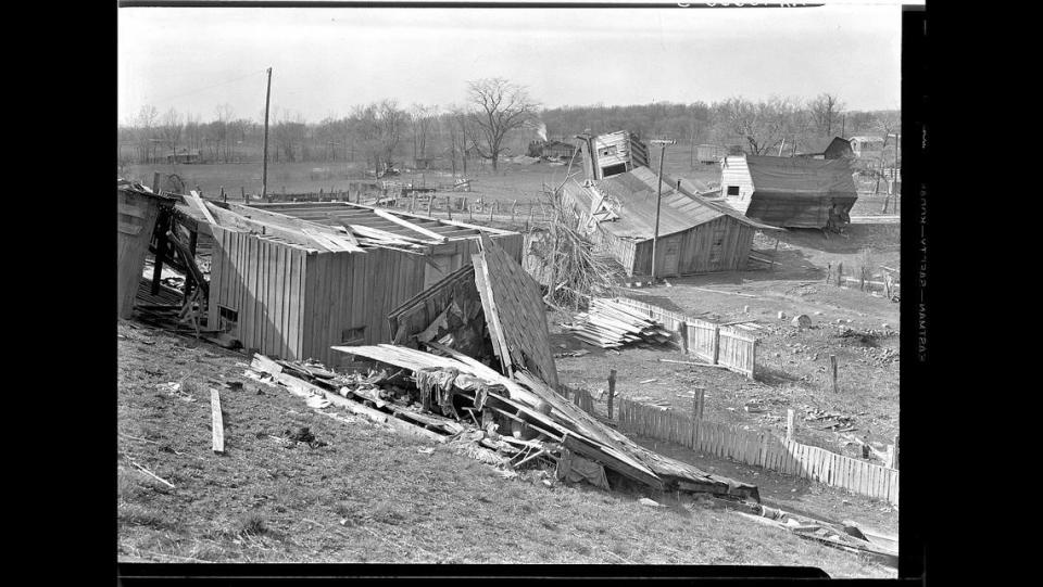 In January 1937, over 16 inches of rain fell along the Ohio River from Cairo, Illinois, to Louisville, Kentucky, completely flooding towns and cities along the river. This 1937 photo shows the aftermath in Shawneetown, Illinois, where later that year the government approved a plan to move the community about 3 miles northwest. Credit: Russell Lee, Library of Congress, Prints & Photographs Division, Farm Security Administration/Office of War Information Black-and-White Negatives. https://www.loc.gov/item/2017763821//Credit: Russell Lee, Library of Congress, Prints & Photographs Division, Farm Security Administration/Office of War Information Black-and-White Negatives. https://www.loc.gov/item/2017763821/
