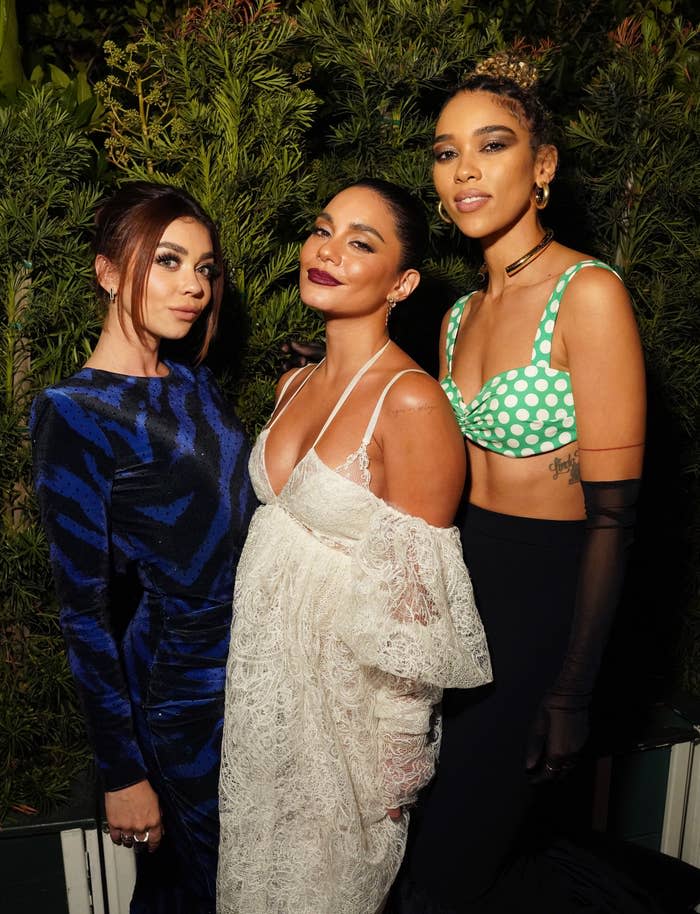 Close-up of Vanessa with Sarah Hyland and Alexandra Shipp at a media event