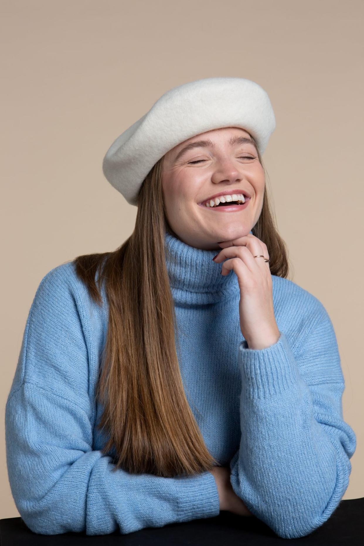 How to Wear a Beret Outfit Ideas