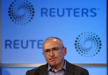 Former Russian tycoon Mikhail Khodorkovsky speaks during a Reuters Newsmaker event at Canary Wharf in London, Britain, November 26, 2015. REUTERS/Peter Nicholls