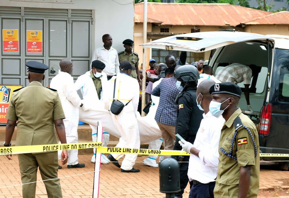 UGANDA MINISTRO ASESINADO (AP)