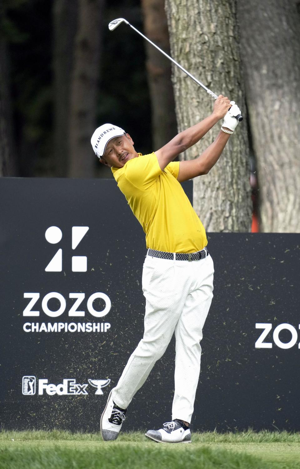 Japanese golfer Hiroshi Iwata plays a shot to take the first-round lead at the PGA Tour’s Zozo Championship on Narashino Country Club course in Chiba, east of Tokyo, Thursday, Oct, 21, 2021. (Kyodo News via AP)
