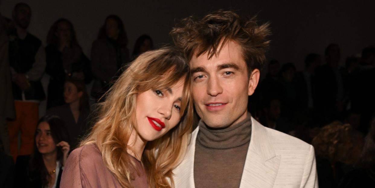 giza, egypt   december 03 suki waterhouse and robert pattinson attend the dior fall 2023 menswear show on december 03, 2022 in giza, egypt photo by stephane cardinale   corbiscorbis via getty images