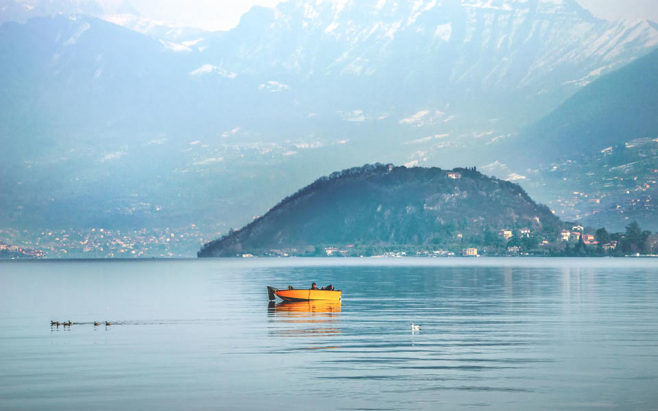 This Gorgeous Lake in Italy is Even More Amazing Than Lake Como