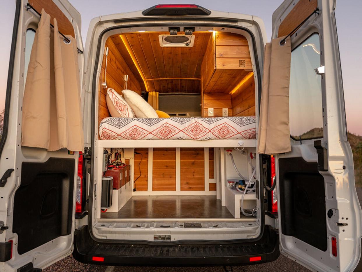 Boho Van's Encore 20