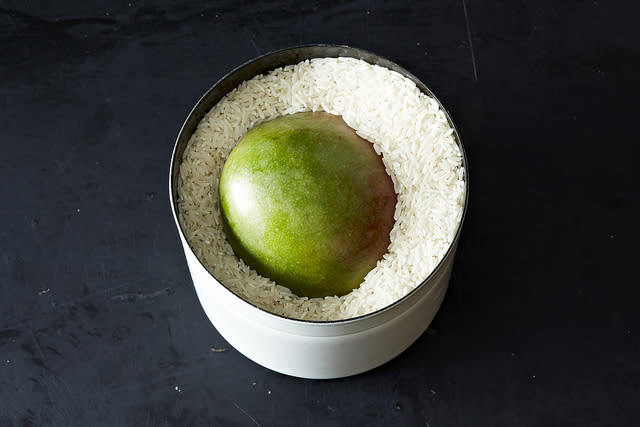 Ripening Mangoes in Rice