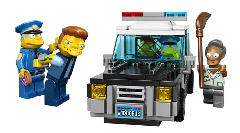 Chief Wiggum always gets his man… and his donut. (Mmm… plastic donut.) The set includes a police car with opening trunk, removable roof, and plenty of room for repeat offender Snake Jailbird and any accomplices.