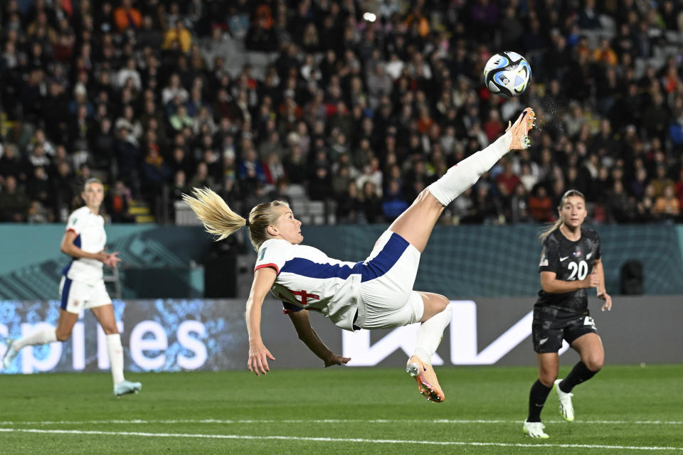 Norway's Ada Hegerberg makes an overhead kick during the Women's World Cup soccer match between New Zealand and Norway in Auckland, New Zealand, Thursday, July 20, 2023. (AP Photo/Andrew Cornaga)