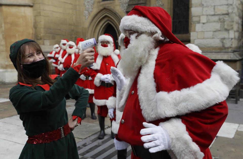 Virus Outbreak Britain Santa School