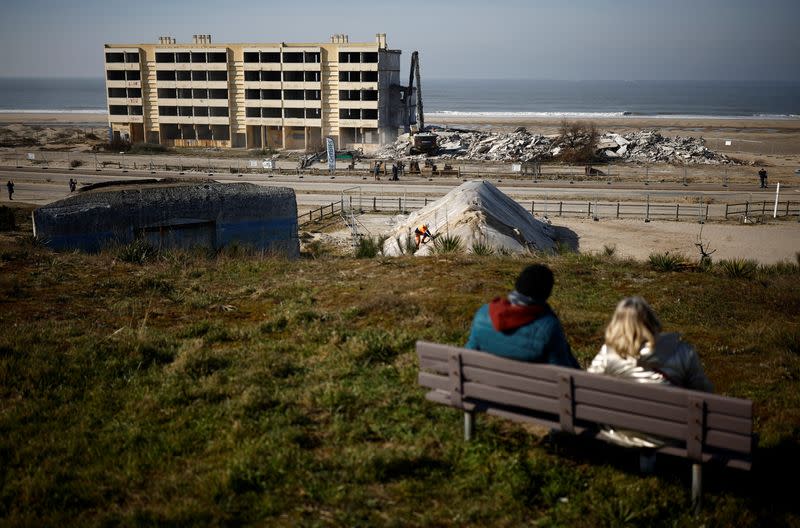 The Signal destruction: A symbol of French coastal erosion