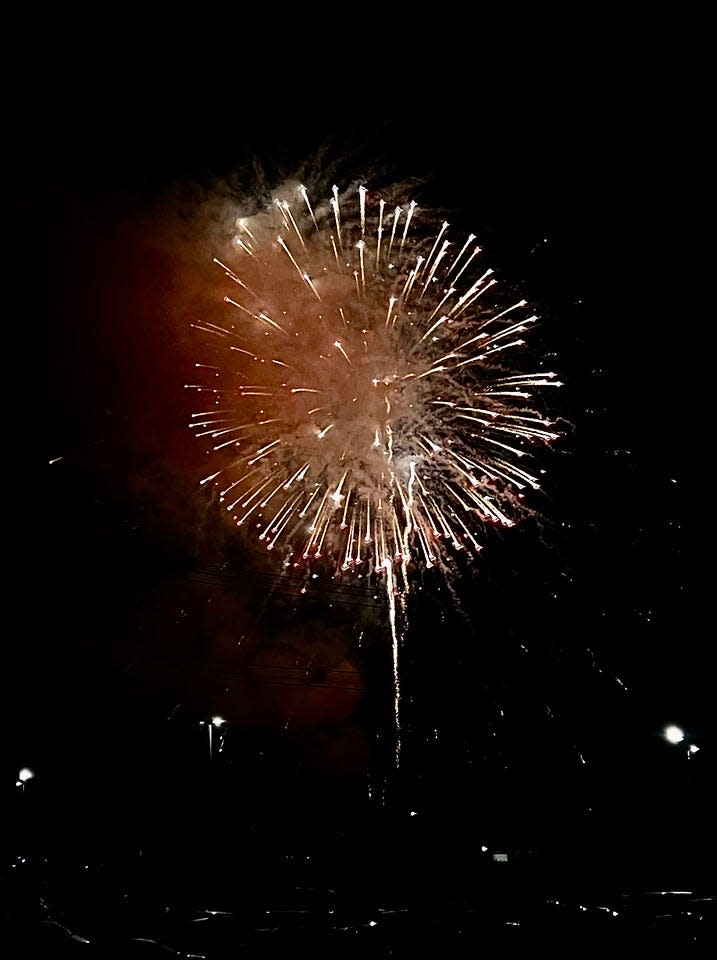 Photographer Casey Chapman captured this fireworks shot on Independence Day 2023 from Highland View Church of Christ, 138 Providence Road, Oak Ridge.