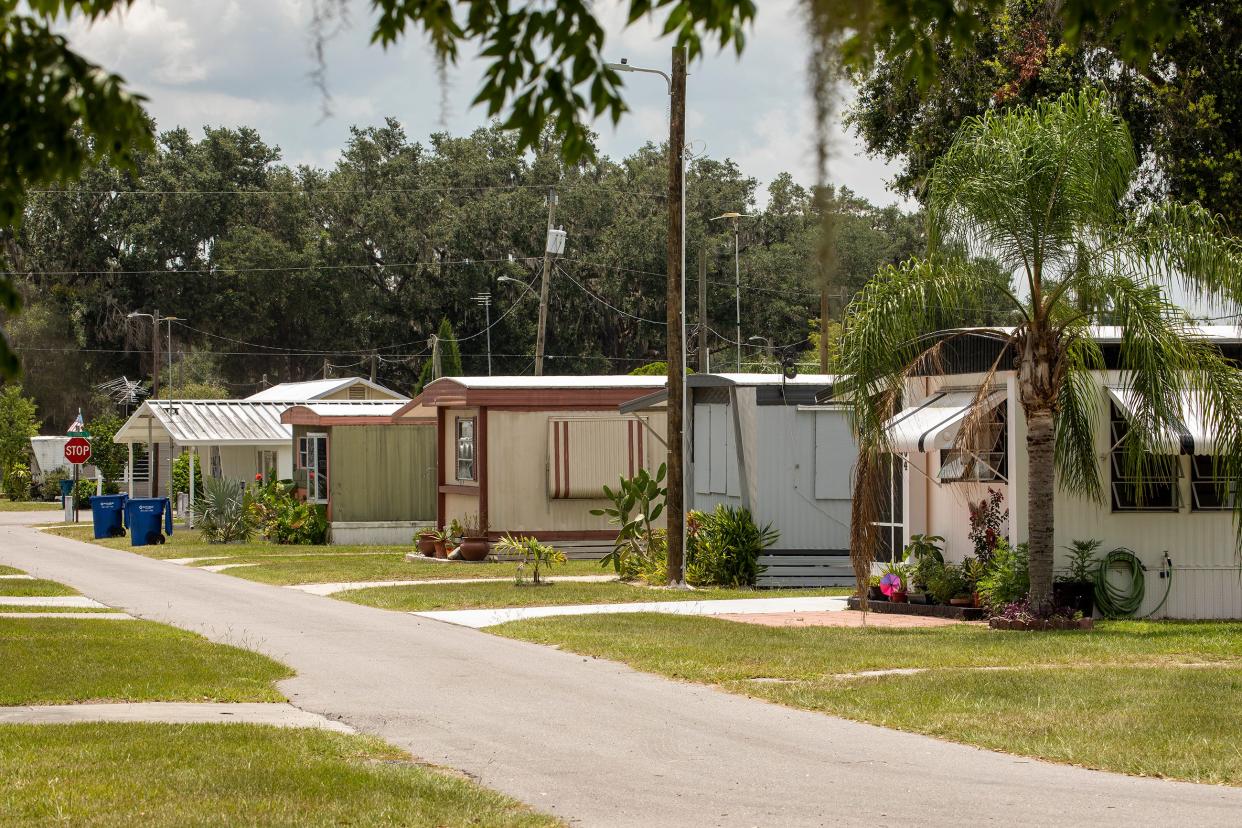 Fort Meade has tentatively approved an offer to sell the city-owned Mobile Home Park for $4.85 million. City Manager Jan Bagnall said Fort Meade has been subsidizing the park, which has rents well below market value.