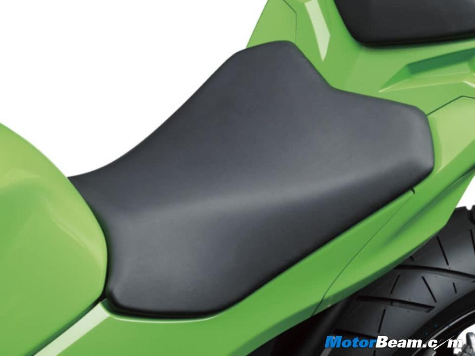 However the changes don't end up here, as Kawasaki has also given the Ninja 250R an anti-lock braking system (as an option). The company is bringing ABS to all its bikes and recently announced the 2013 Ninja 650R with ABS.