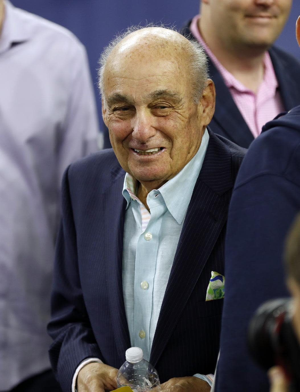 1985 Villanova coach Rollie Massimino arrives before the NCAA Final Four tournament college basketball championship game between Villanova and North Carolina, Monday, April 4, 2016, in Houston. (AP Photo/David J. Phillip)