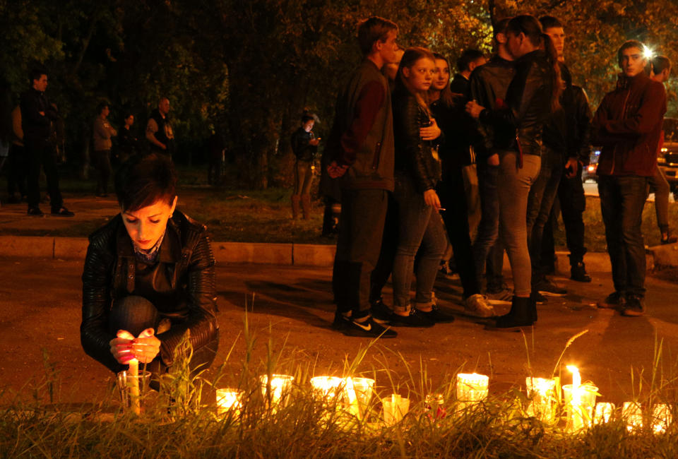 Crimea mourns Kerch school shooting victims