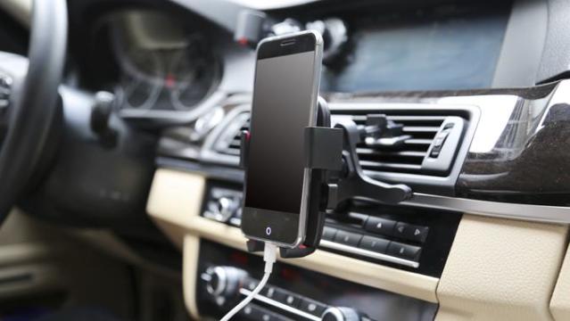 7 Times To Avoid Cheap Car Accessories and Splurge Instead