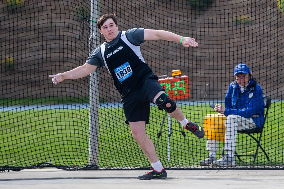 New London's Carter Allen competes in the discus throw, during the Drake Relays, on Thursday, April 28, 2022, at Drake Stadium, in Des Moines. 