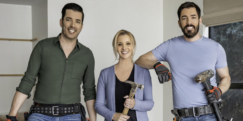 Lisa Kudrow, along with Drew and Jonathan Scott, demo the home of Lisa's cousin Thea Mann, as seen on Celebrity IOU.  (HGTV)