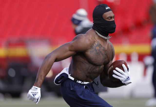 D.K. Metcalf, Seahawks receivers 'warm up' shirtless at frigid Arrowhead  Stadium