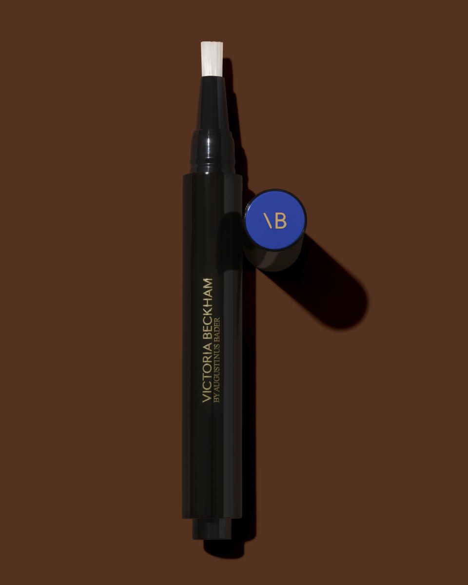 Victoria Beckham Beauty Augustinus Bader Concealer Pen