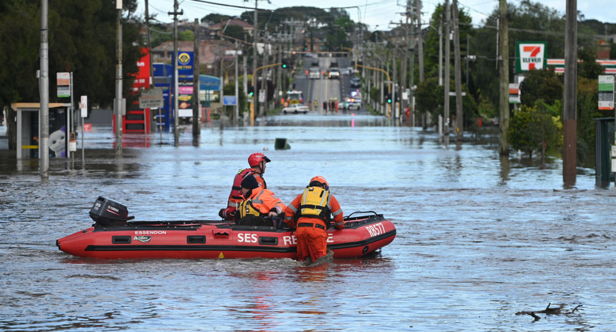 SES workers are seen in Maribyrnong, Melbourne during Victoria floods