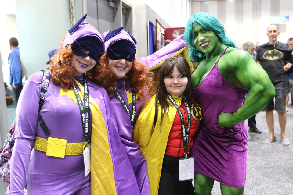 <p>Cosplayers dressed as Batwoman, Robin, and She-Hulk at Comic-Con International on July 20 in San Diego. (Photo: Angela Kim/Yahoo Entertainment) </p>