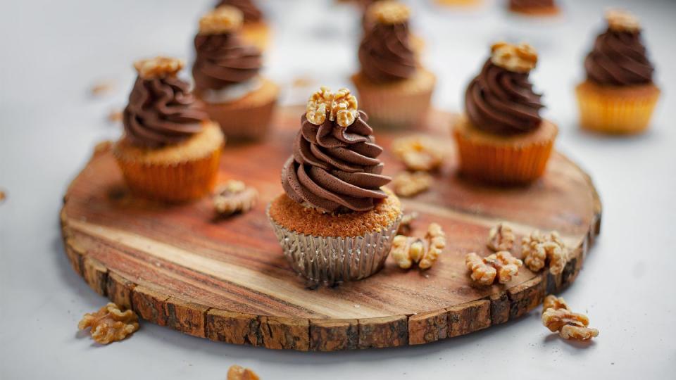 Walnut Whip Cupcakes