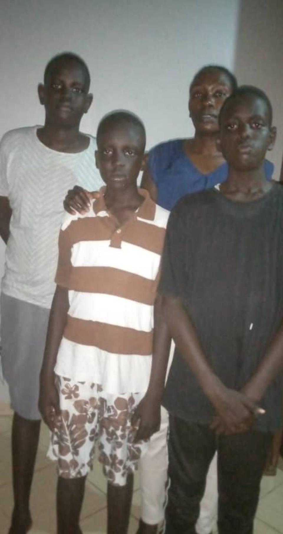 Wayi's family: Tony, Aguer, Nyanthel (Wayi's mother) and Padiet.