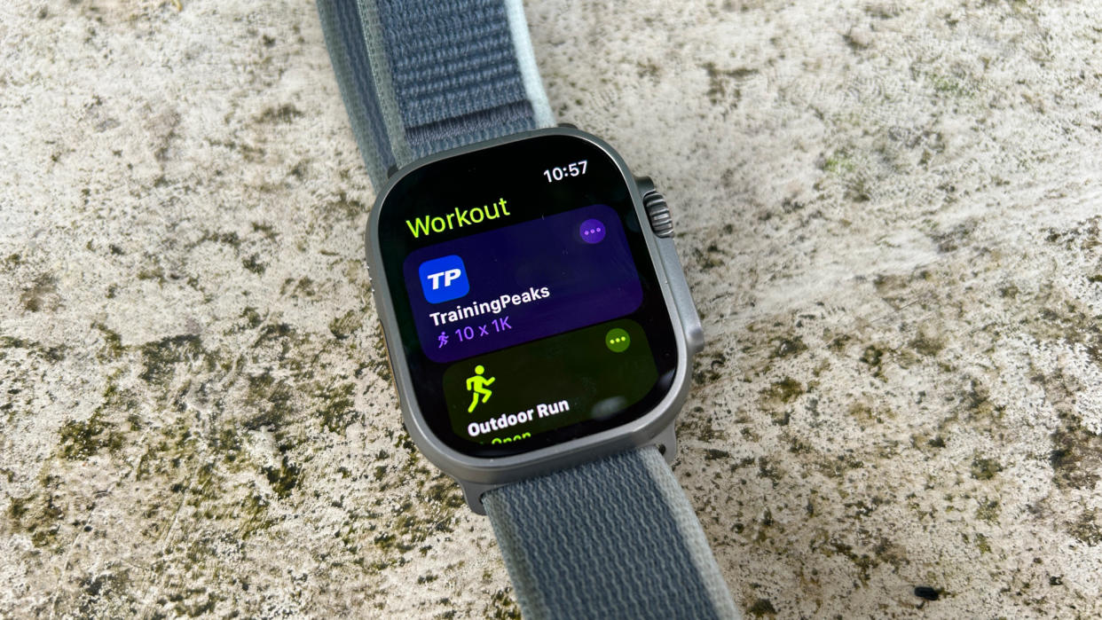  Apple Watch Ultra 2 showing TrainingPeaks integration. 