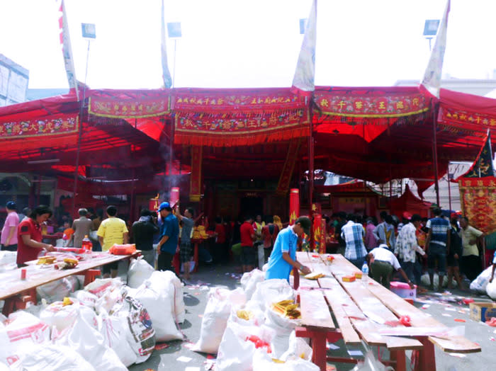 Festivity: The Ing Hok Kiong temple in Bagansiapiapi, Riau, will be especially crowded during the "Bakar Tongkang" festival. (