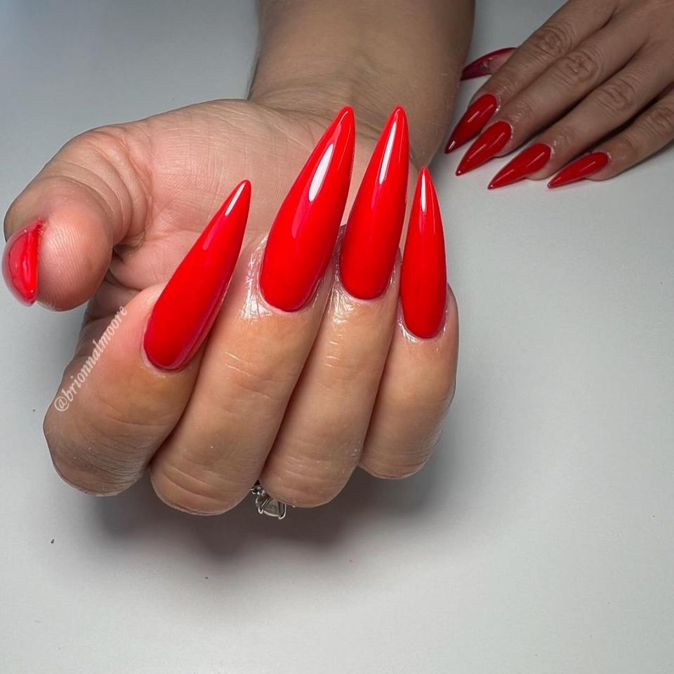 Stiletto nails