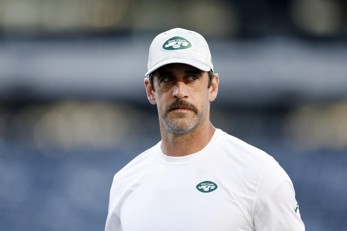 Jets' Rodgers ruled out after suffering early injury – NBC New York