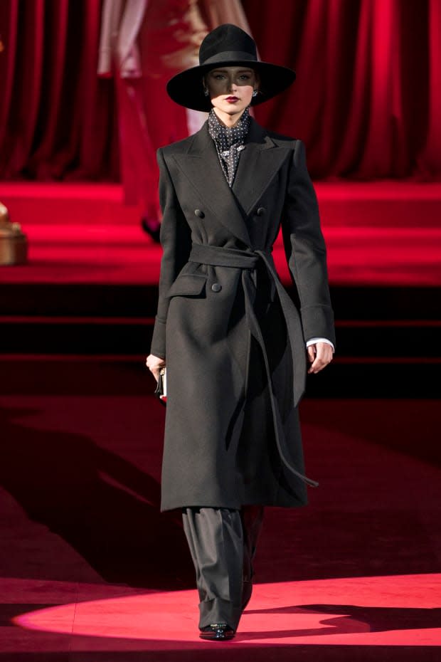 <p>A look from the Dolce & Gabbana Fall 2019 collection. Photo: Imaxtree</p>