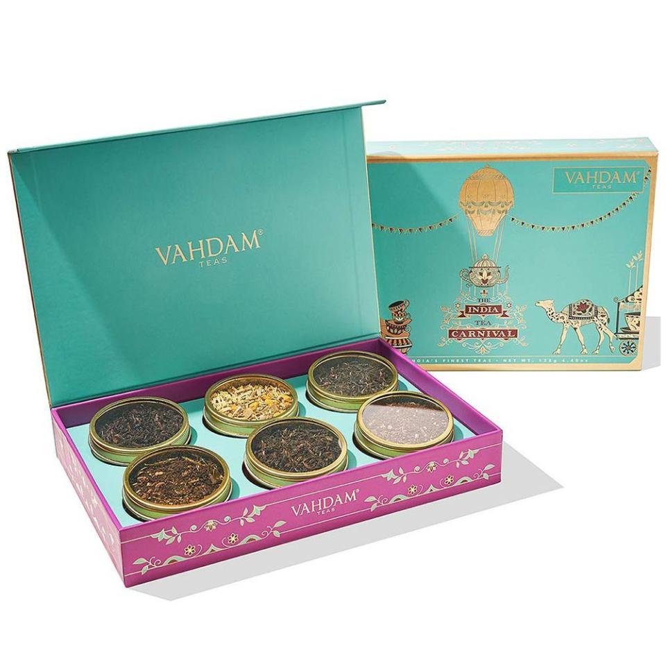 13) Vahdam India Tea Carnival Set