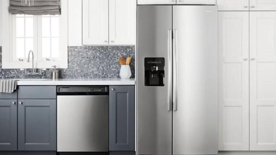 Keep your favorite meals fresh with this Amana refrigerator on sale in time for Black Friday.