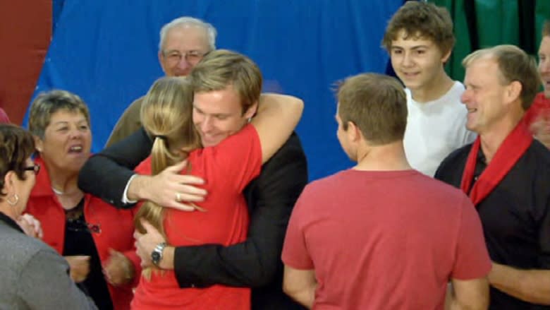 N.B. election 2014 results: Brian Gallant's Liberals win amid vote-count fiasco