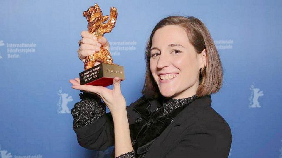 西班牙女導演卡拉西蒙（Carla Simón）去年以《桃子樹的最後豐收》（Alcarràs）勇奪柏林金熊獎。（圖／海鵬提供）
