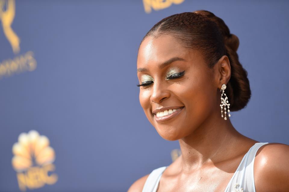 Issa Rae looked gorgeous at the Emmys representing 'Insecure,' thanks to a full face of CoverGirl makeup.